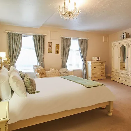 Host & - Regency Mansions Redcar