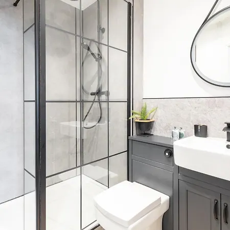 Host & - Regency Mansions Apartament *