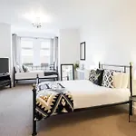 Host & - Regency Mansions דירה רדקאר